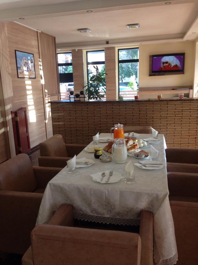 פריזרן Hotel Millenium2 מראה חיצוני תמונה