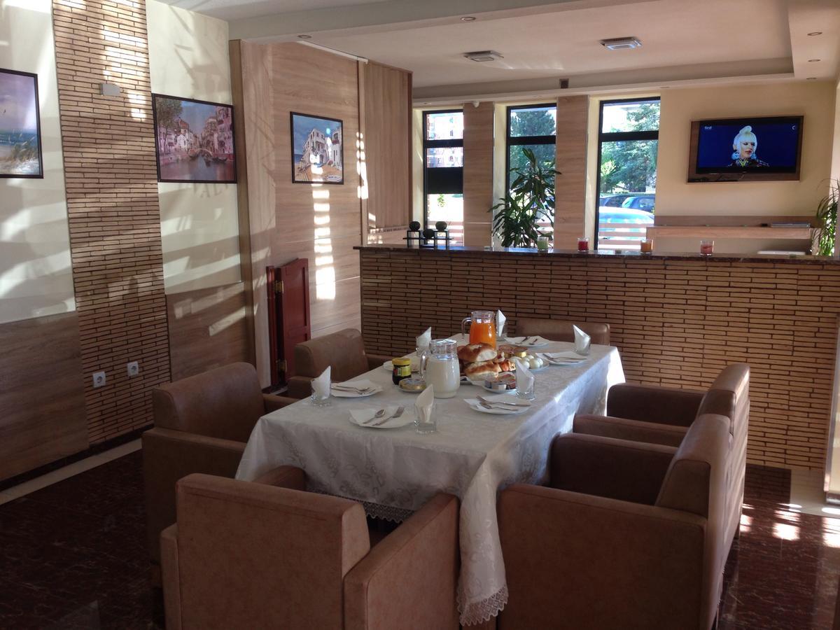 פריזרן Hotel Millenium2 מראה חיצוני תמונה