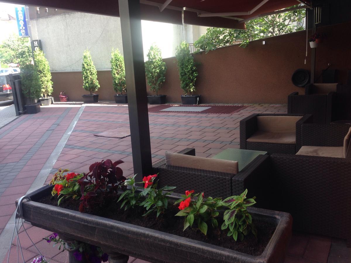 פריזרן Hotel Millenium2 מראה חיצוני תמונה