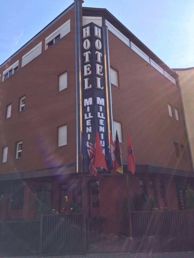 פריזרן Hotel Millenium2 מראה חיצוני תמונה